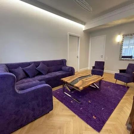 W Modernistycznej Kamienicy W Gdyni Appartement *